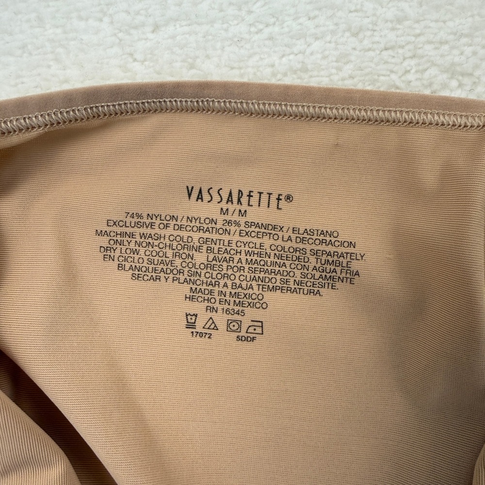Vassarette Slip Camisole Tank Top Women Medium Tan Lace Trim Adjustable Straps - Picture 4 of 5